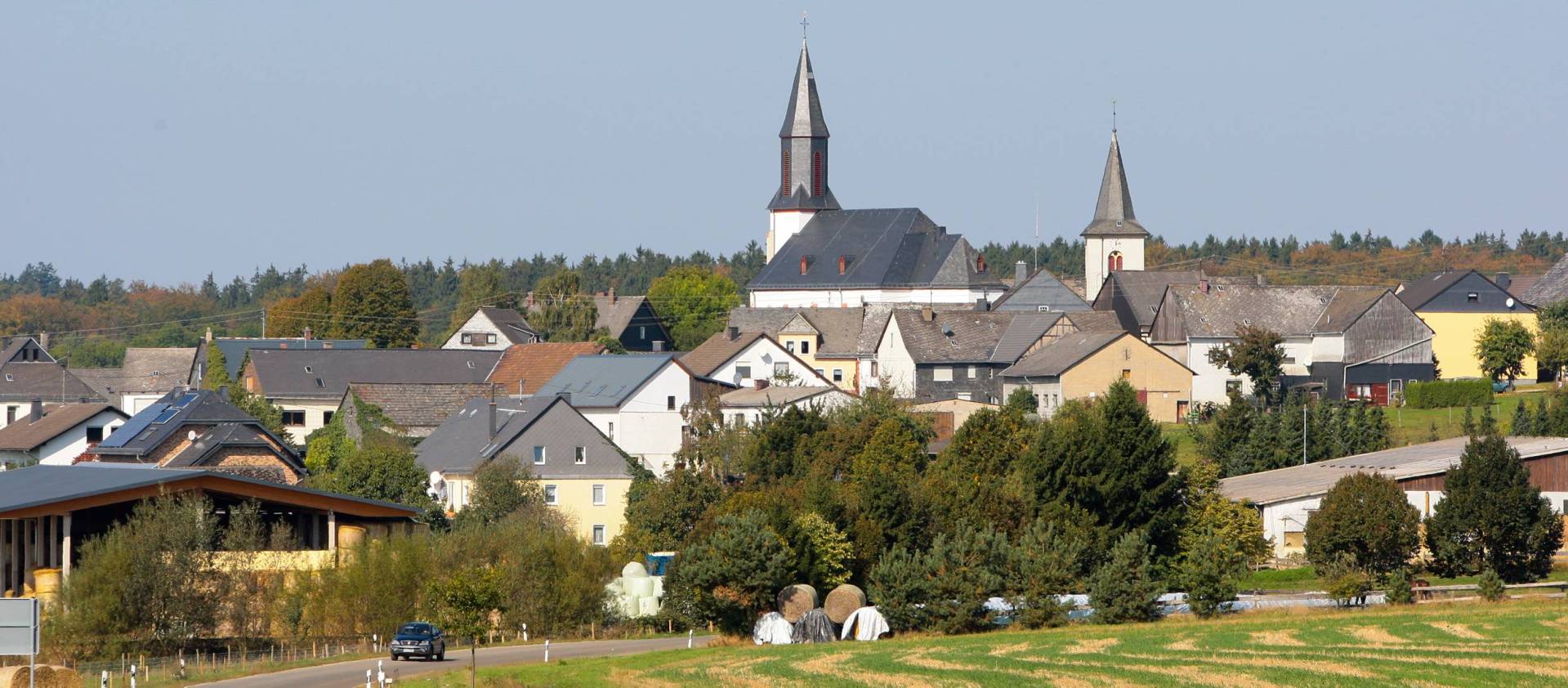 Ortsgemeinde Laubach mit Aussicht der Kirche