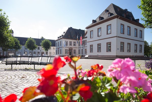 Neues Schloss Simmern (© P!elmedia)