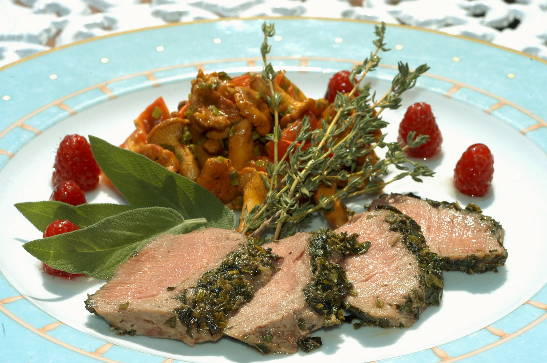 Fleischgericht mit Gemüse